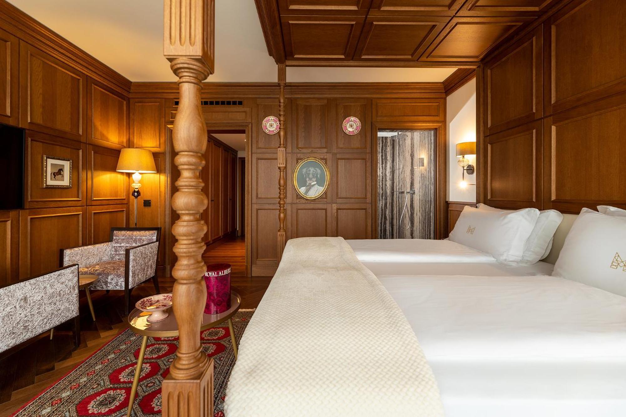 Manna Hotel 5*