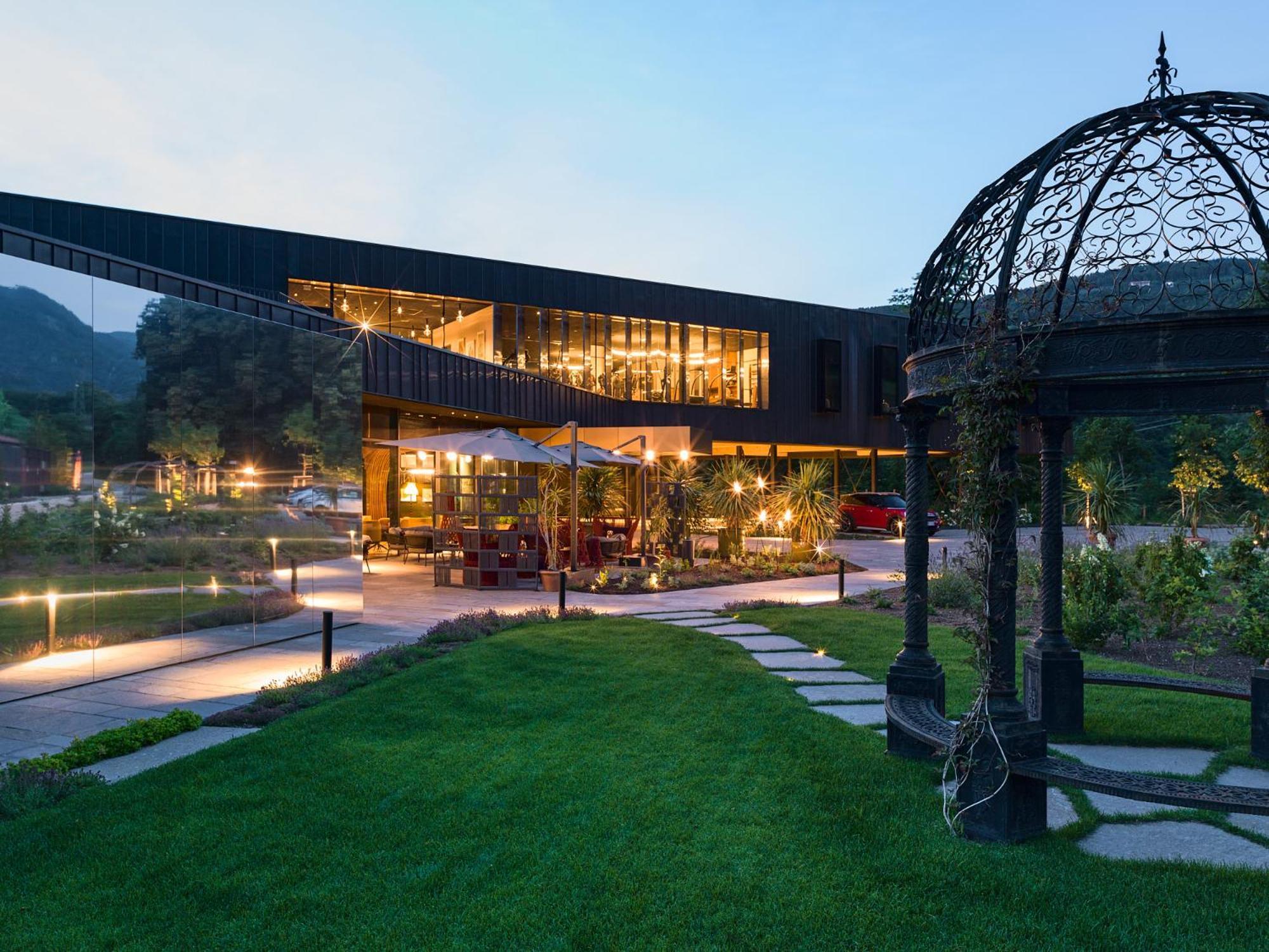 Hotel Manna
